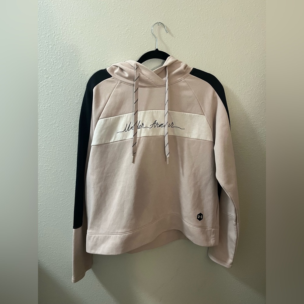 Under Armour Cropped Hoodie